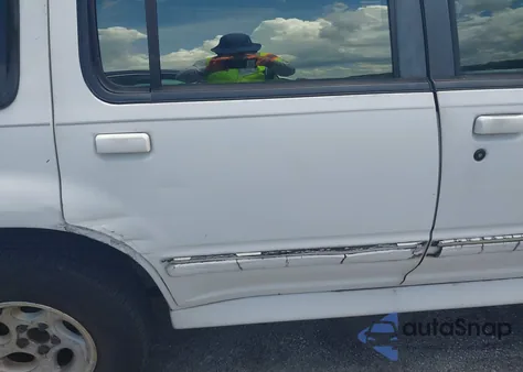 1997 Ford Explorer Eddie Bauer/Limited/Xl/Xlt из США, поврежденный, VIN 1FMDU32X8VUB43775